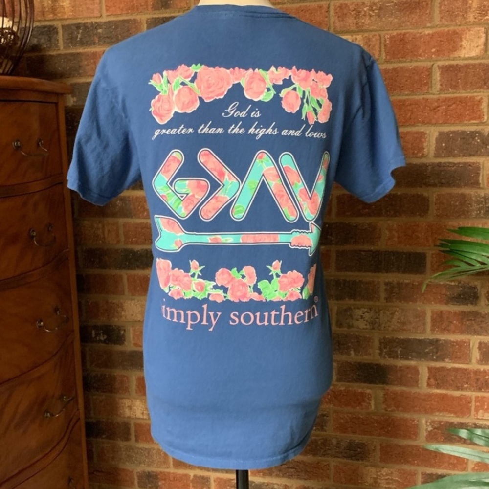 SIMPLY SOUTHERN Women’s T shirt Blue Pink God is Greater Roses Arrows Small